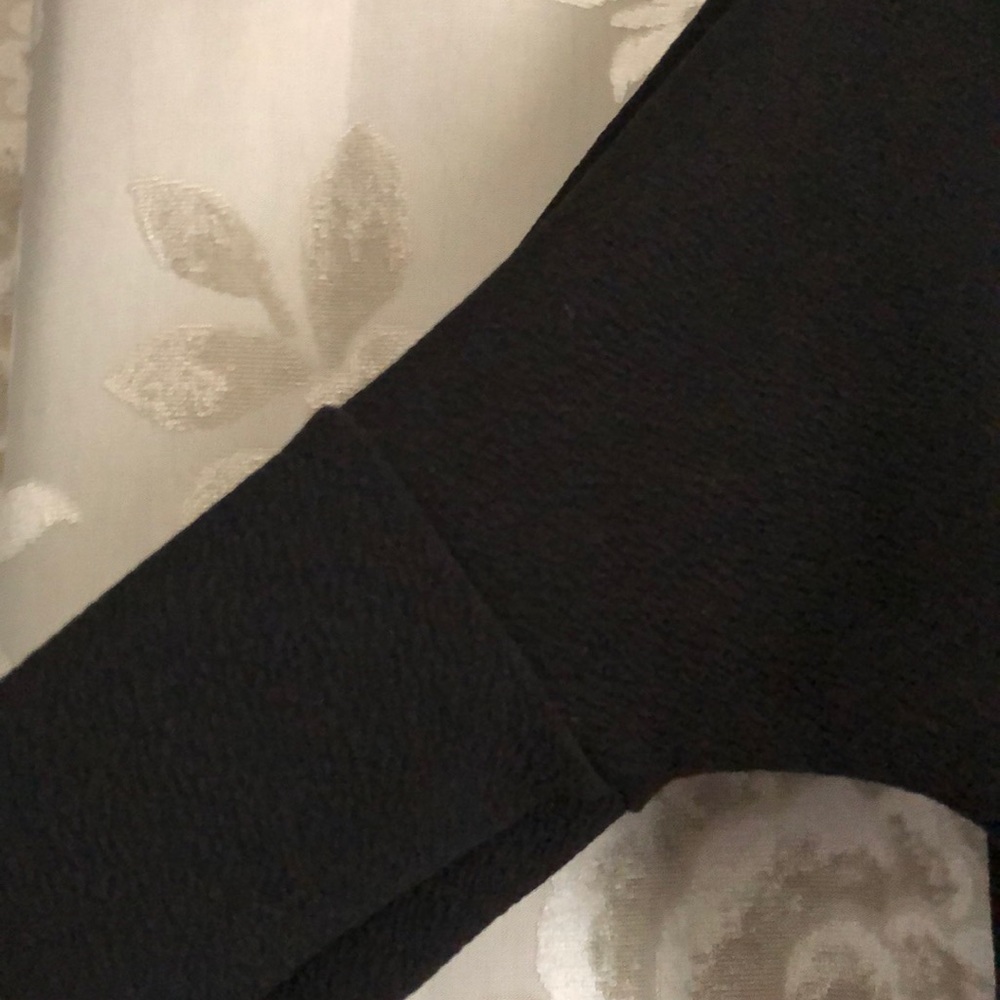 Bar III Black crop crepe top XS - Picture 2 of 3